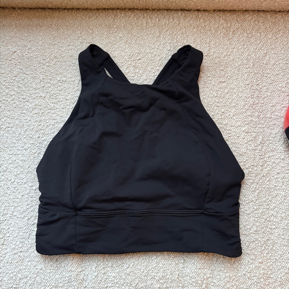 Lululemon black halter neck sports bra in size 6